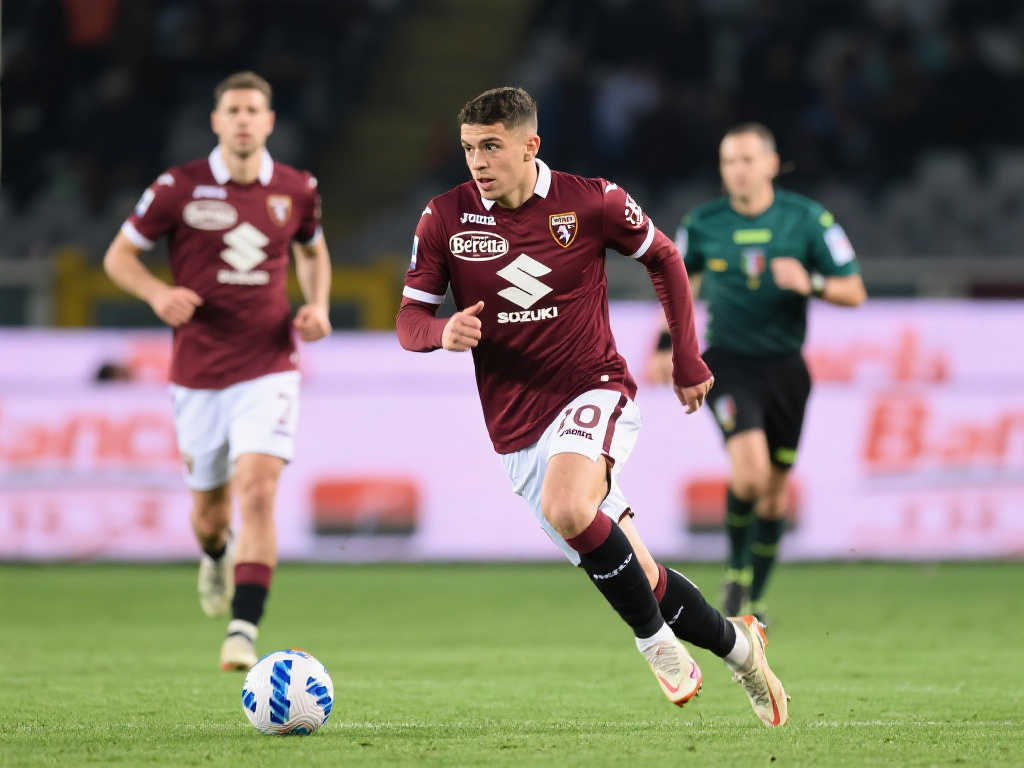 季转会窗口 季转会窗口